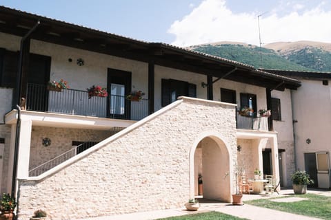 Property building, Day, Natural landscape, Mountain view
