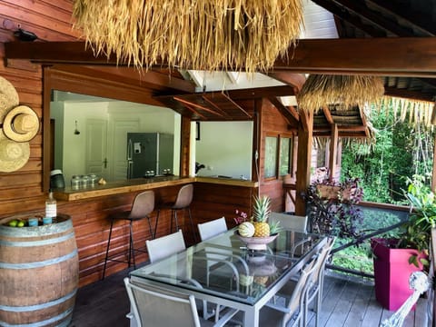 Lodge Le Jasmin de nuit, SPA Privatif House in Le Gosier