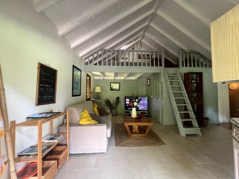 Lodge Le Jasmin de nuit, SPA Privatif House in Le Gosier