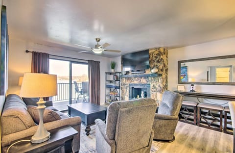 Osage Beach Resort Condo with Community Pool! Apartment in Osage Beach