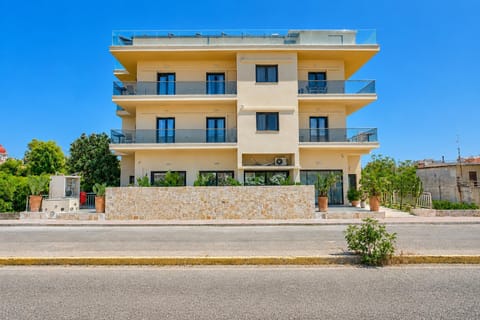 Property building, Facade/entrance