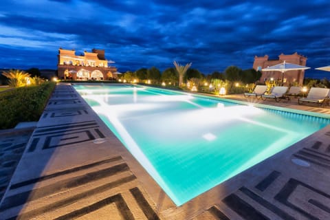 Swimming pool, Swimming pool