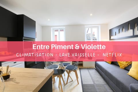 Kitchen or kitchenette, Living room, Seating area