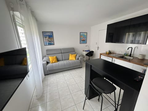 Magnifique studio au bord de mer Apartment in Nice