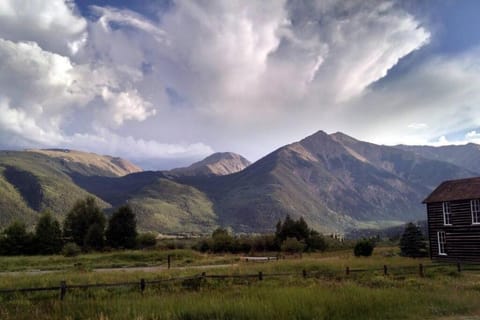 Stay Twin Lakes Cabin 4 Cabin in Twin Lakes