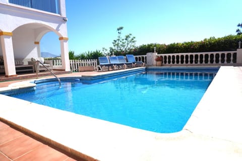 Lounge or bar, Swimming pool