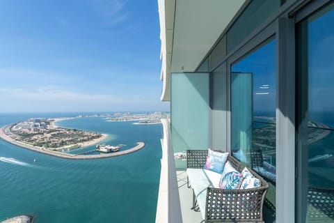 View (from property/room), Balcony/Terrace, Seating area, Sea view