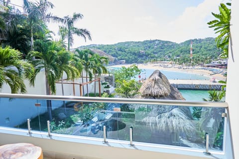 View (from property/room), Balcony/Terrace, Sea view