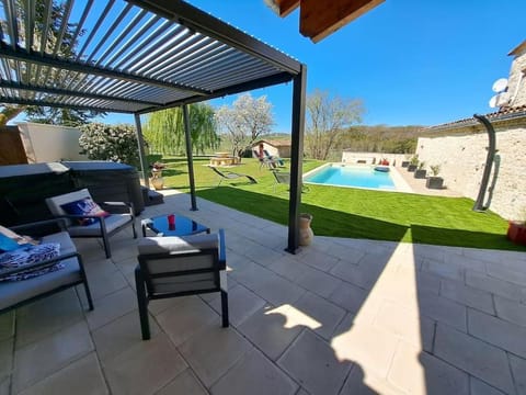 Patio, Natural landscape, Garden, Garden view, Swimming pool, sunbed