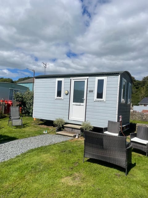 The Pod Campground/
RV Resort in Wales