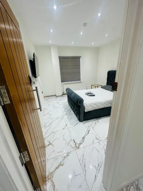 KNIGHTSBRIDGE COURT Hotel in Burton upon Trent