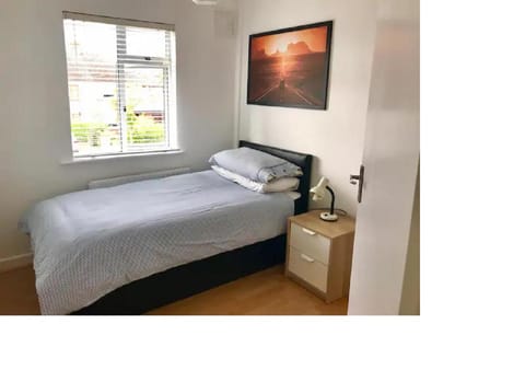 20 Minutes to the City Center Bed and Breakfast in Dublin