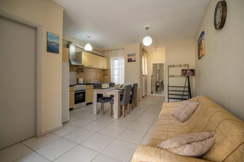 Family seacoast home Apartment in Chania