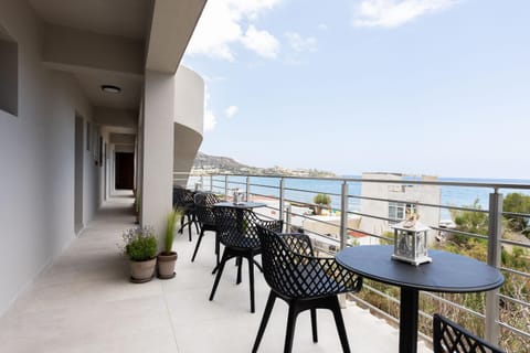 View (from property/room), Balcony/Terrace, Sea view