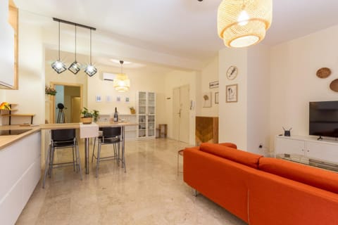 Sonnino House Apartment in Cagliari