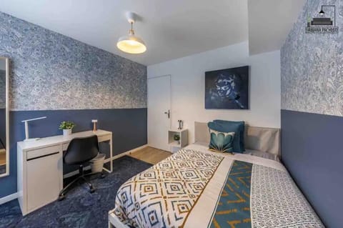 A1 neuf 2023 - ORLY - PARIS EXPO - 5 chambres - 16 couchages Apartment in Île-de-France