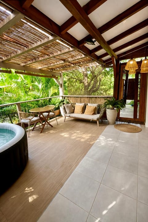 Patio, Day, Natural landscape, View (from property/room), Balcony/Terrace
