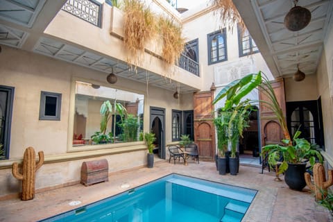 Patio, Decorative detail, Swimming pool