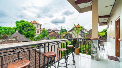 Day, View (from property/room), Balcony/Terrace, Balcony/Terrace, Dining area