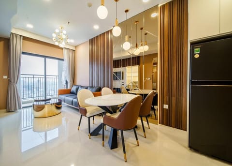 TV and multimedia, Kitchen or kitchenette, Living room, Seating area, Dining area, minibar, pet friendly