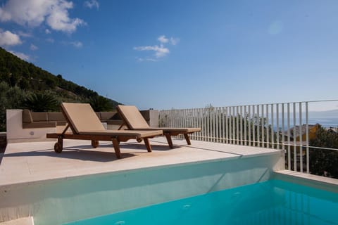 Mountain view, Sea view, sunbed