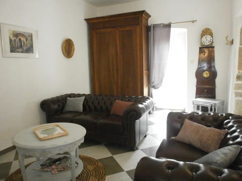 LE GRAND CHENE House in Provence-Alpes-Côte d'Azur