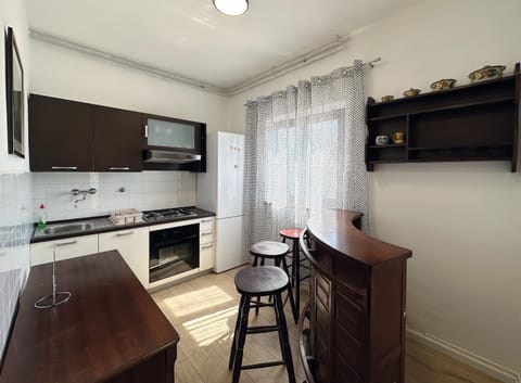 Kitchen or kitchenette, oven, pet friendly