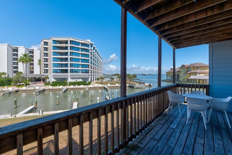 Day, Balcony/Terrace, Seating area, Lake view, River view, furniture