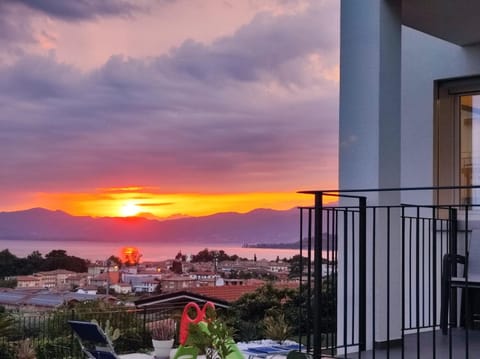 Up&Down seeview app Apartment in Bardolino