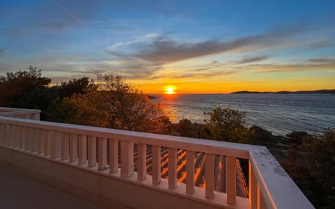 Natural landscape, Balcony/Terrace, Sea view, Sunset