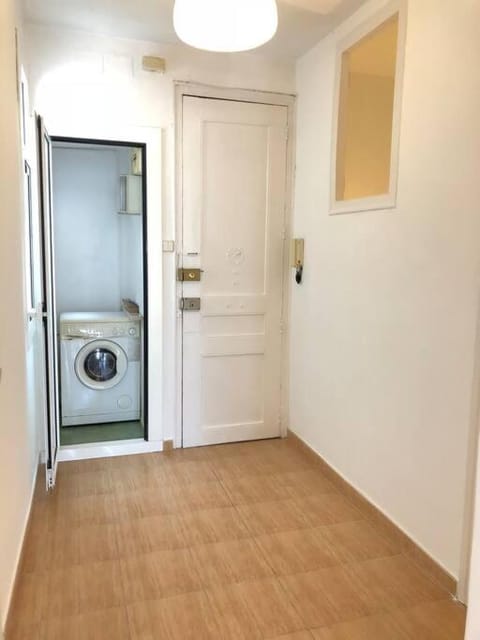 Nice 2 rooms apartment in the heart of barcelona Apartment in Barcelona