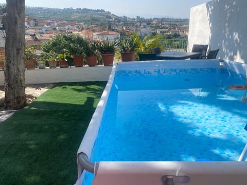 Day, Natural landscape, Mountain view, Pool view, Swimming pool