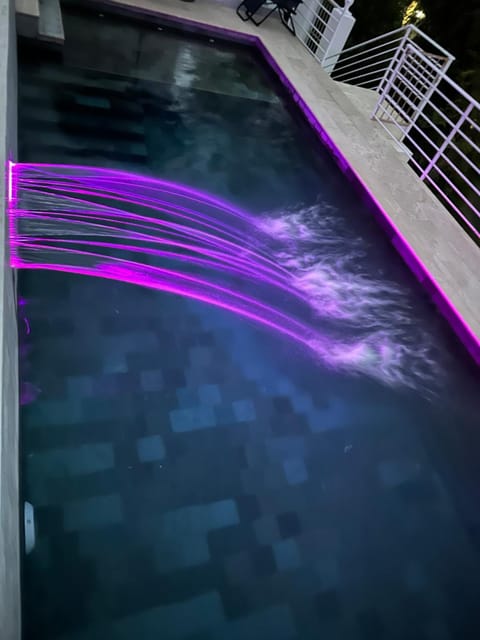 Dream villa with heated swimming pool, jacuzzi, waterfall, heating is extra Villa in Benalmadena