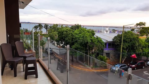 Day, Neighbourhood, Natural landscape, View (from property/room), Balcony/Terrace, City view, River view, Location