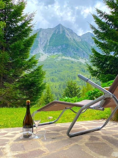 La Casa di Mares - Ski, Bike&Hike Apartment in Province of Brescia