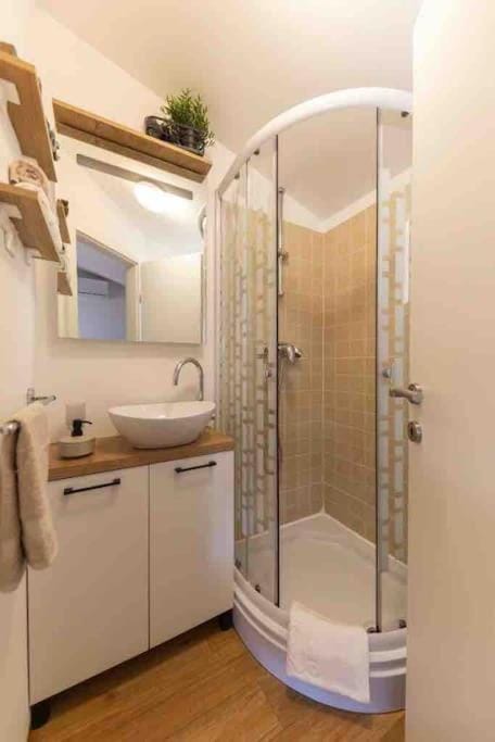 Mobilna kuća Lostura 2+1 Apartment in Murter