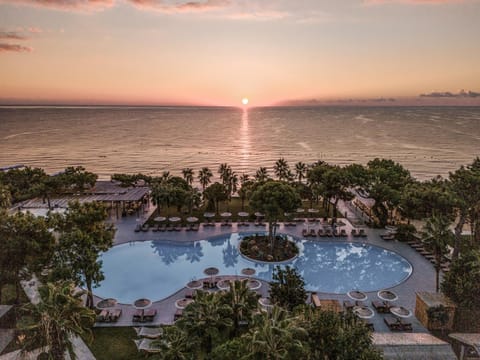 Natural landscape, Pool view, Sea view, Swimming pool, Sunrise, sunbed
