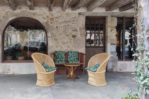 Patio, Seating area