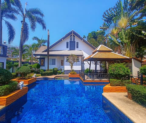 Property building, Swimming pool