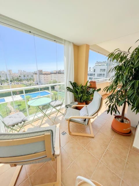 Patio, Balcony/Terrace, Seating area, Garden view, Swimming pool, sunbed
