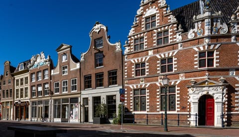 Property building, Day, City view, Landmark view