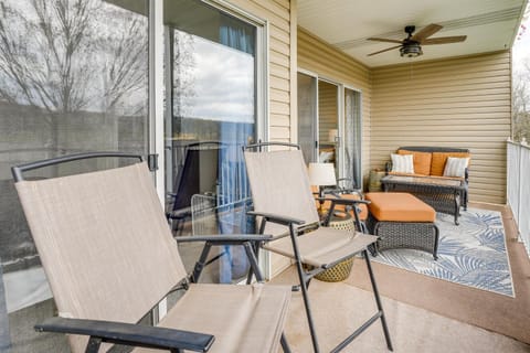 Relax Fireside! Peaceful Escape Near Branson Strip Apartment in Branson