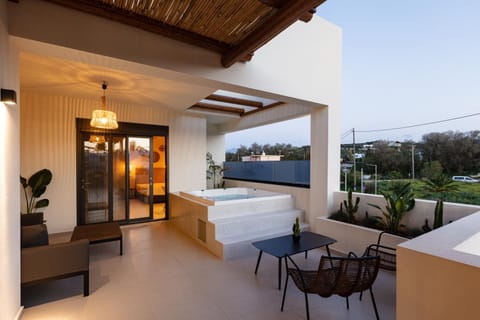 Hot Tub, Balcony/Terrace