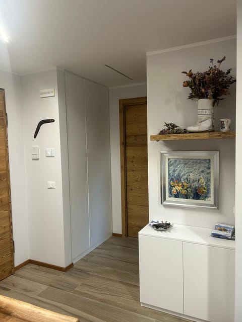 Abete Rosso, appartamento vicino alle piste da sci Apartment in Province of Brescia