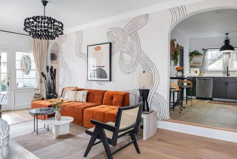 Printer's Mark Apartment in Poncey-Highland