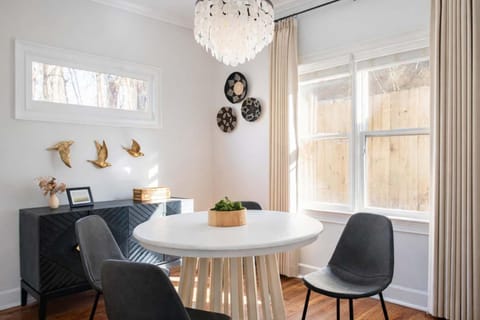 Rook's Corner House in Virginia Highland