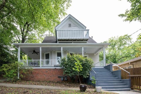 Rook's Corner House in Virginia Highland