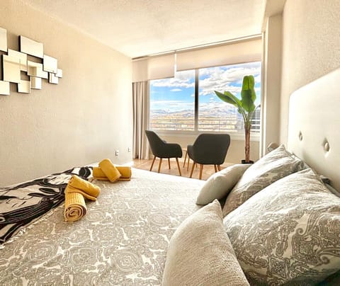 Bed, Natural landscape, Photo of the whole room, Bedroom