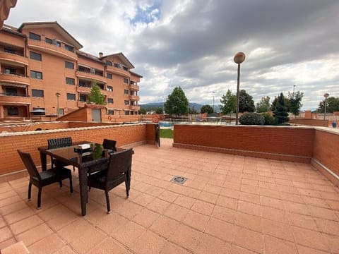 Balcony/Terrace, Pool view