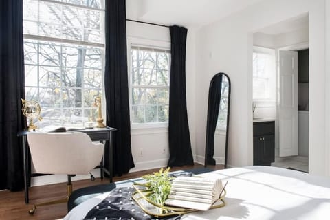 Checkmate House in Virginia Highland